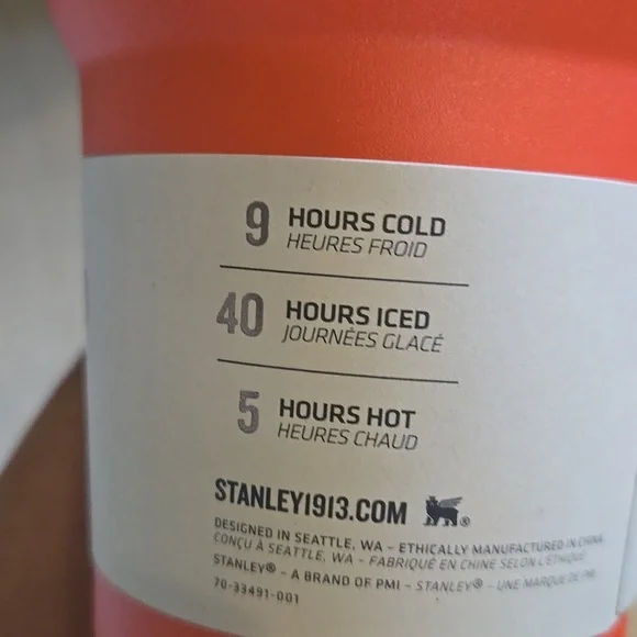 New Stanley Quencher H2.0 30 Oz Hot Coral Tumbler - Picture 6 of 7